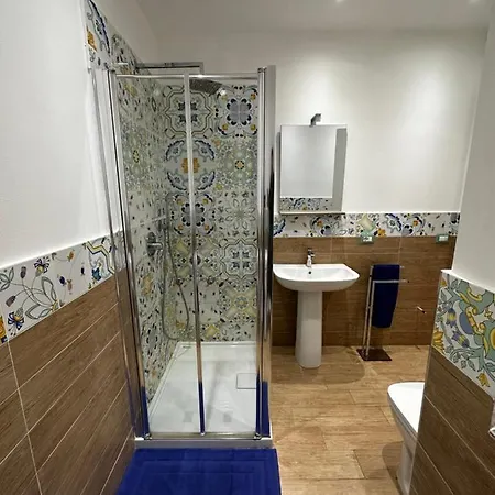 Maiolica House 아파트 *